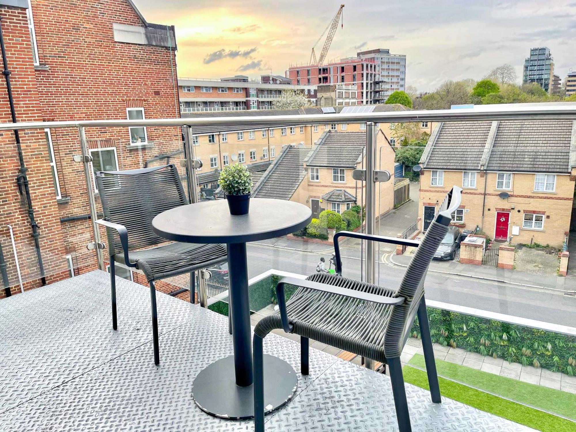 Contemporary Apartments With Private Terraces In Shoreditch, Hoxton, Islington London Exterior photo