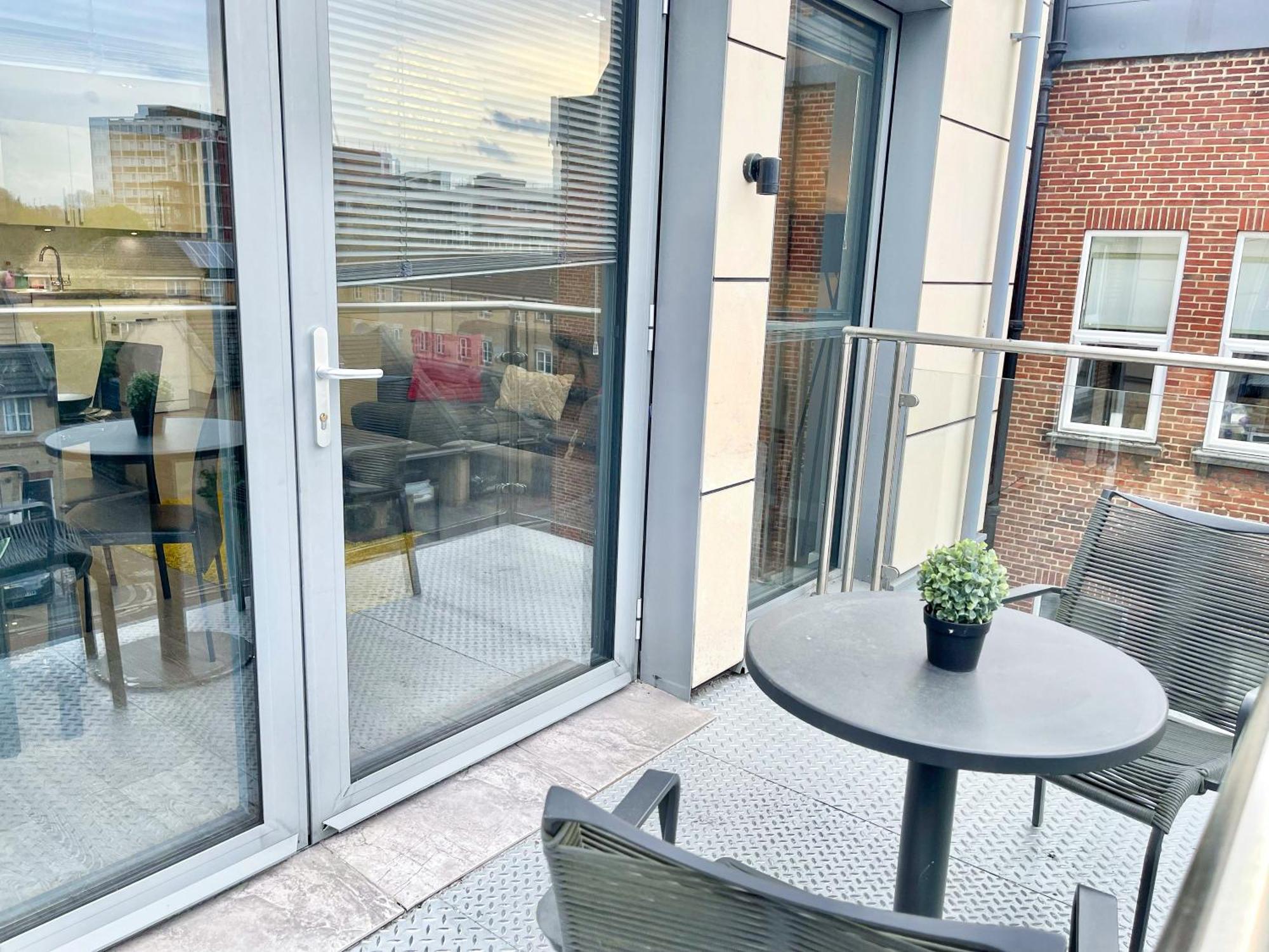 Contemporary Apartments With Private Terraces In Shoreditch, Hoxton, Islington London Exterior photo